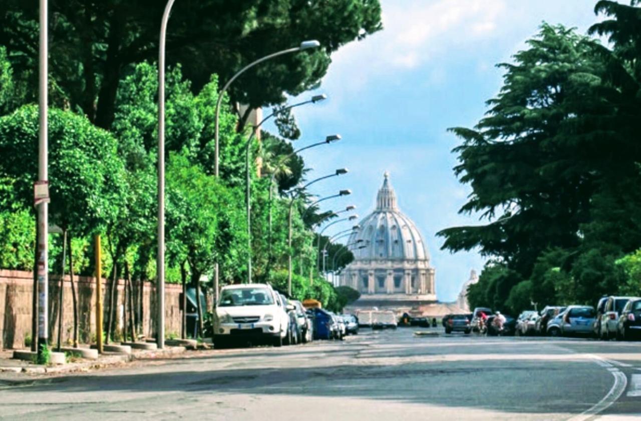 Vatican Area Piccolomini House Superattico Ristrutturato E Arredato Рим Экстерьер фото
